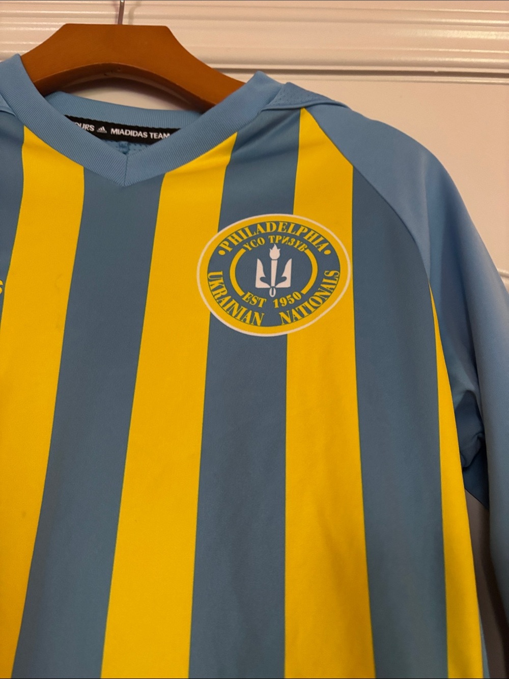 adidas Light Blue and Yellow Striped Long Sleeve Soccer Top. Youth Large - Picture 2 of 5
